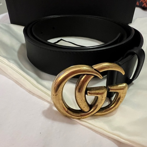 Gucci LEATHER BELT WITH DOUBLE G BUCKLE - Picture 2 of 8